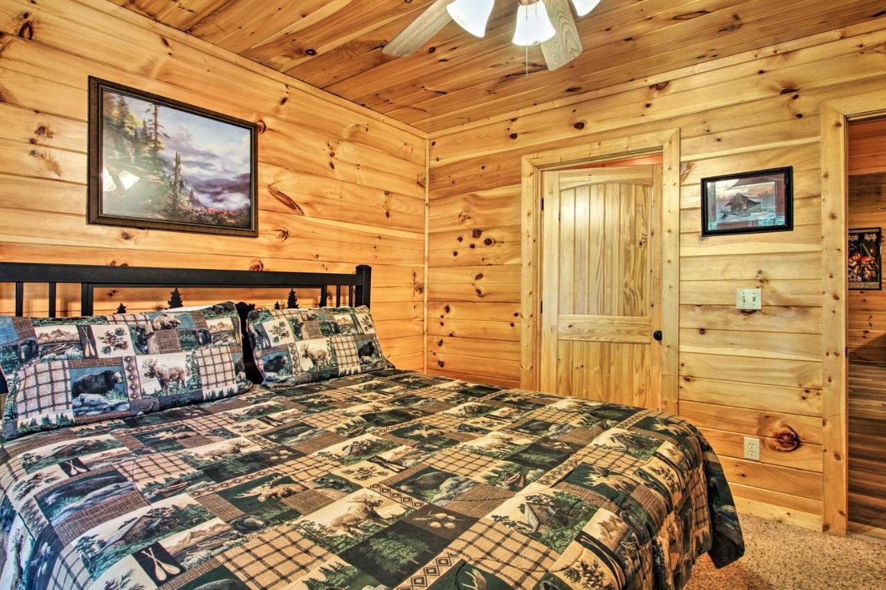 Expansive Gatlinburg Cabin Hot Tub, Deck And Grill! Exterior foto